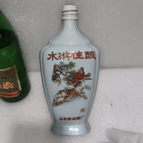 水浒佳酿武松打虎老酒瓶