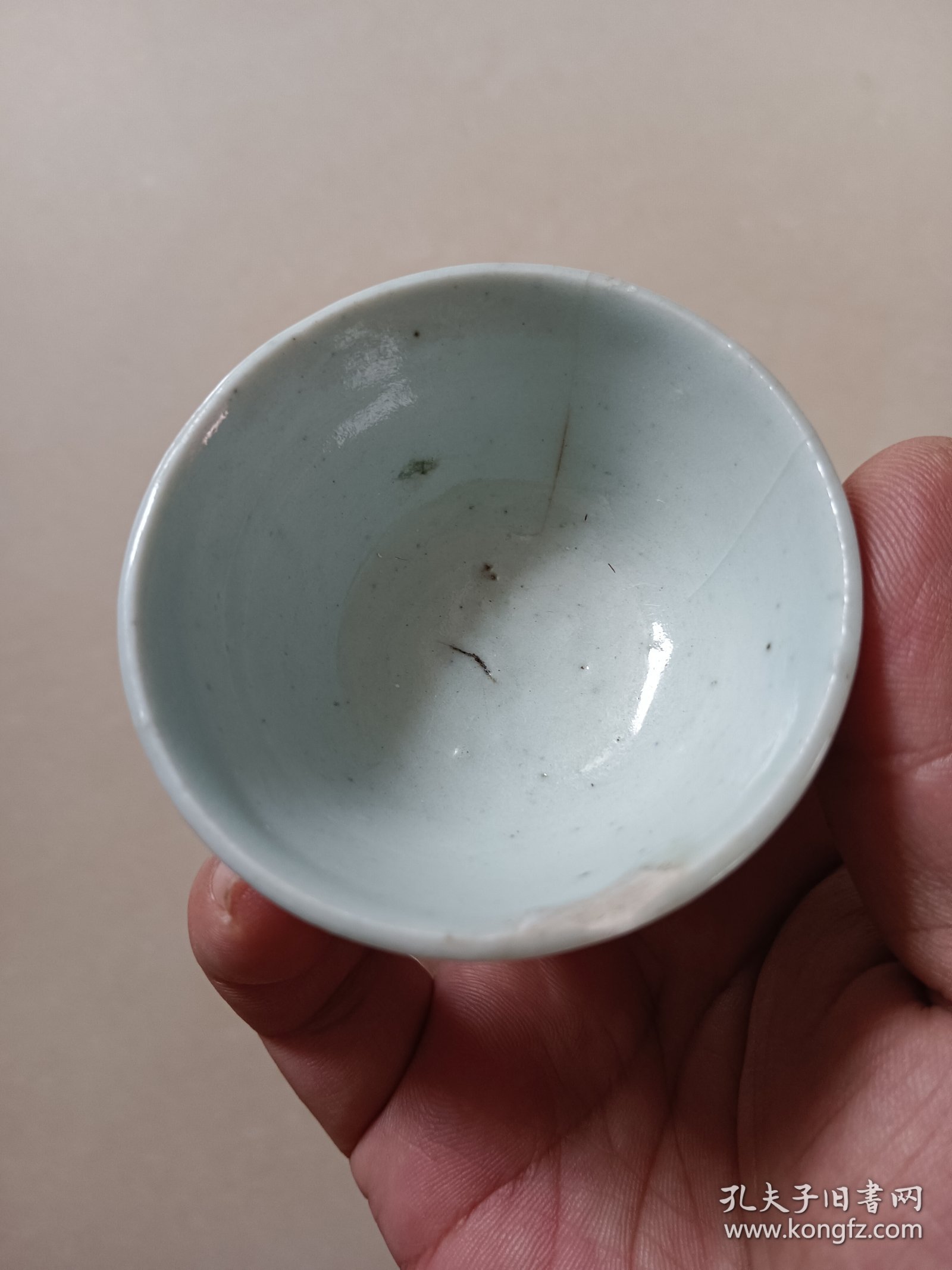 清末豆青碟 杯都有磕碰一起价格