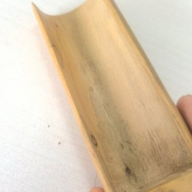 茶道具:日本实木茶道具,一木挖茶则,茶道必备工具,像是日本黑柿木,具体什么木购者自鉴,手工制作,竹子形状,非常细腻光滑。