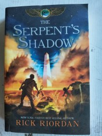 The Serpent's Shadow (The Kane Chronicles, Book 3)[埃及守護神3:凱恩與蛇神魔影]