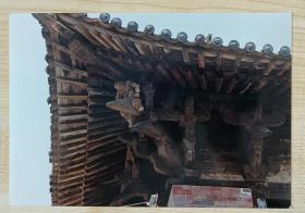 九十年代佚名摄影家拍摄《古建筑系列•斗拱木雕1》大尺寸原版彩色照片1张