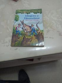 Dingoes at Dinnertime (Magic Tree House #20)神奇树屋20：晚餐时间的丁格斯
