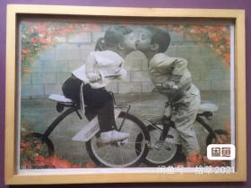 #每日一更# 1990年代 两小无猜 怀旧儿童海报 品相如图 尺寸四开 全网络销售 喜欢的朋友不要错过