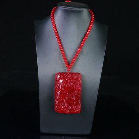 珍藏1完美高冰精工雕刻【虎牌】 规格：85*56*16mm 水头足，质地细腻纯净无瑕疵，颜色为纯正、明亮、浓郁、非常漂亮。
