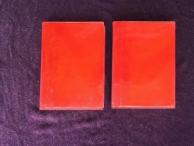 中国人民解放军零二四五部队赠纪念册.笔记本.日记本。2本一对合售。（好品。50开，袖珍版，未使用，空白本。内有2页彩色照片，6页立体的提词语录。一个老军人家的压箱底货。年代久远自然黄旧，品相如图自定，品相要求苛刻者请绕道。）