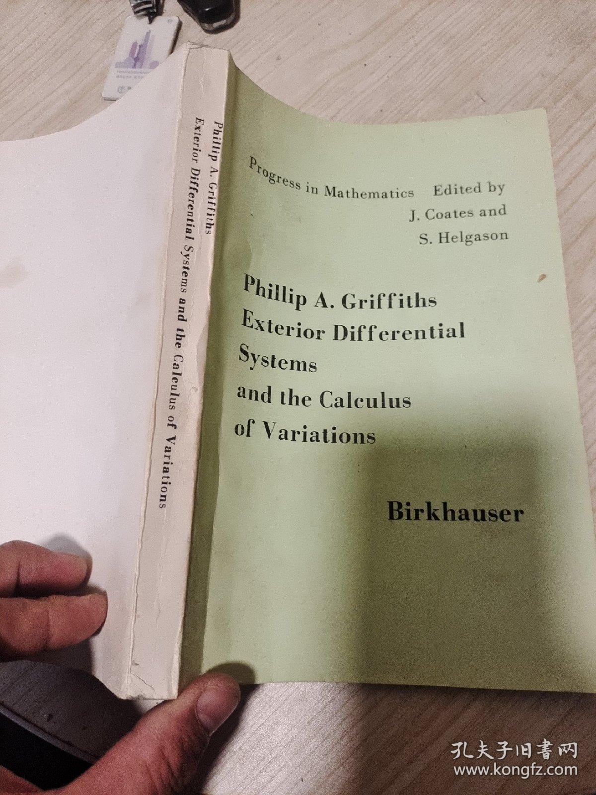 外微分系统与变分法 【英文版】 ，小16开