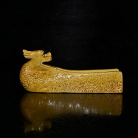 清代黄釉开片龙头镇尺（8.5×21×6.5cm）