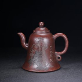 珍藏精品紫砂壶 品名：贵妃醉酒 底款：蒋蓉 尺寸：14/13cm 容量：400cc 紫砂分类：原矿底槽清 底款介绍：蒋蓉（1919- 2008），别号林凤，江苏省宜兴市川埠潜洛人。1995年被授予“中国工艺美术大师”称号。 蒋蓉作品曾在全国工业会议上评为“特等奖”，并为周恩来总理出访东南亚等国家制作礼品。