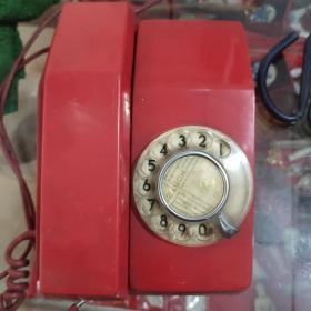 红色拨盘电话机