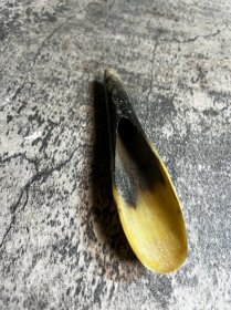 天然老牛角刮痧器一只1