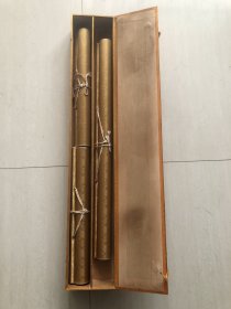 书法 中堂尺寸：207*79cm，画芯尺寸：133*68cm 对联尺寸：205*45cm，画芯尺寸：134*34cm 重量7．3斤