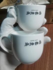 【特价清仓】sango咖啡物语咖啡杯六只一整盒，日本购回，精美瓷胎咖啡杯，全新未使用品，口径7.5，高度6.5厘米，六只整盒一起出，价格是六只的价格，不讲价，不退换。