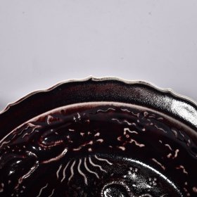旧藏 元祭红釉雕刻云龙纹菱口折沿盘 高5厘米 宽34厘米