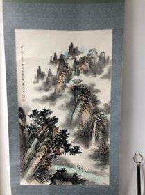 穆怀明山水穆怀明：1944年生，祖籍北京，现居开封市。擅画山水，河南省美术家协会会员，中国工艺美术家协会会员