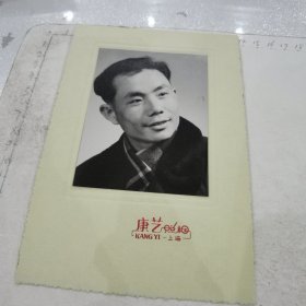 帅哥照：围巾/底板17/12cm
