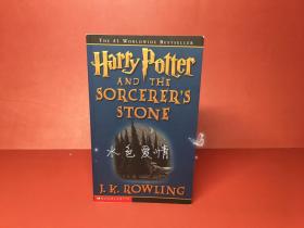 绝版哈利波特与魔法石美国大众市场版平装harry potter and the sorcerer‘s stone market