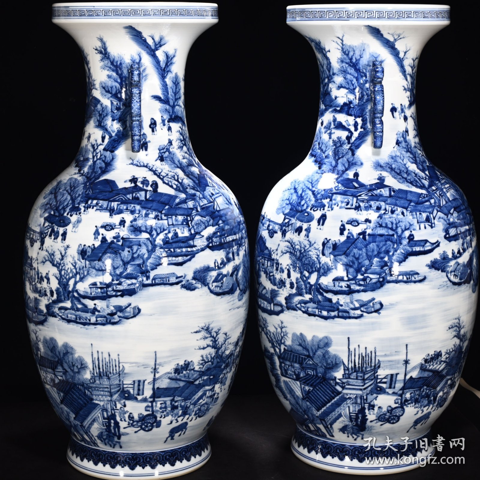 点击查看原图 清乾隆青花清明上河图双耳瓶 高81.5厘米宽41.5