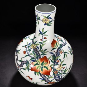 旧藏 清雍正斗彩五福捧寿福寿纹天球瓶 高52.5厘米 宽33厘米