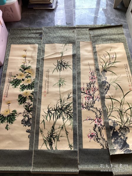 清雨点画作梅兰竹菊四条屏一组