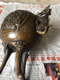 旧藏 高足八仙人物龙耳铜香炉
高17厘米
重1.8斤