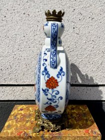 旧藏回流大明宣德年制斗彩盘龙赏瓶，高42.5厘米