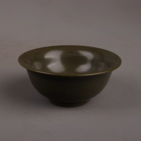 明茶叶末釉碗一对