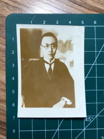 溥仪小尺寸老照片