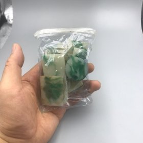 老琉璃，脱胎，料器，仿翡翠，似是带板啥的是一套，注意物品薄厚不一，八个一起，尺寸看图，按图发货