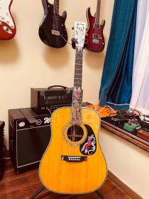 马丁吉他Martin Guitar全系列手工定制系列

标签：木吉他 民谣吉他 箱琴 电箱琴 电箱吉他 costom吉他定制