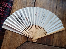 王炳斋国画成扇一把，四川省开县临江扇厂仙女牌香绸扇，品好包快递发货。