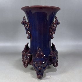 宋代钧窑开片兽足笔筒（24×17cm）