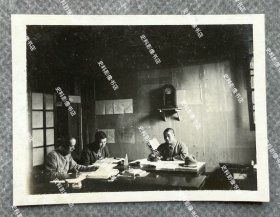 1943年左右 浙江省富阳县勤务中的日军若松联队的三名下士官 原版老照片一枚