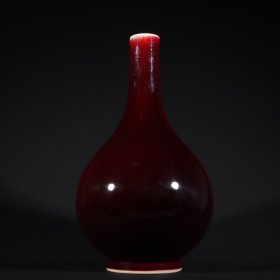 清乾隆霁红釉胆瓶