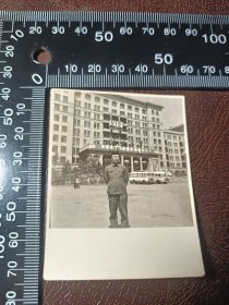 老照片，75年北方大厦，热烈欢迎吴奈温总统和夫人，历史回顾详见第四图，Z142
