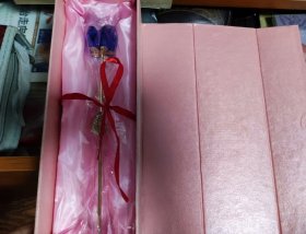 蓝玫瑰饰品