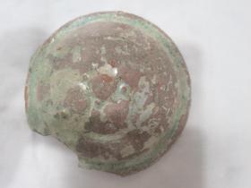 汉代陶罐的盖子（有残）直径14.8，高4，重130g