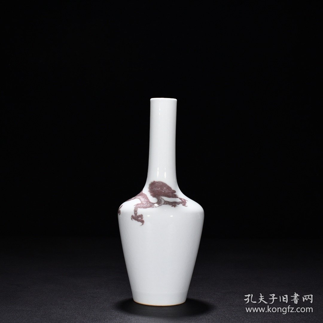 旧藏 清康熙釉里红龙纹赏瓶 高21厘米 宽9.5厘米