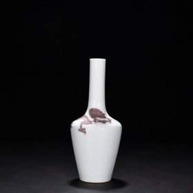 旧藏 清康熙釉里红龙纹赏瓶 高21厘米 宽9.5厘米