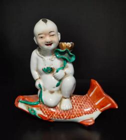 民国粉彩鱼人瓷塑摆件

高15厘米