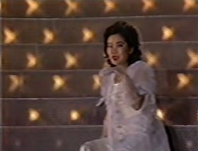 胡月2首歌曲，1989年歌唱比赛，胡月2首参赛歌曲，其中一首叫《想你的夜》，