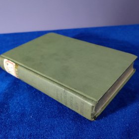 ESSAYS AND ESSAY WRITING（馆藏）精装 32开 1933年版