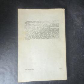 L'ombre des nuages: Histoire et civilisation du Vietnam au temps des Lê et au début de la dynastie Nguyên, 1427-1819  云的阴影：1427-1819年阮王朝时期越南的历史和文明