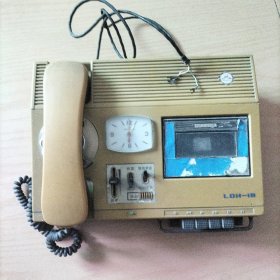 老式录音  钟表  多种功能齐全电话机