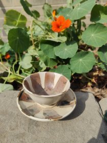 农村收来的定窑茶碗 带碗托完整290元