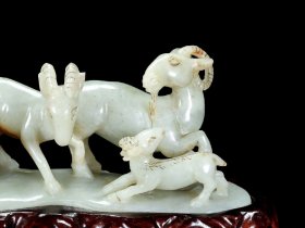 和田老玉“三羊开泰”摆件