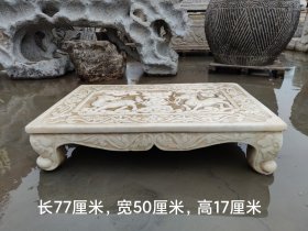 汉白玉小桌，雕刻麒麟，祥瑞之兽