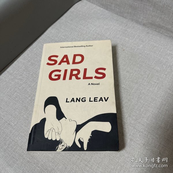 SAD GIRLS 悲伤的女孩 老化黄斑不影响阅读介意勿拍