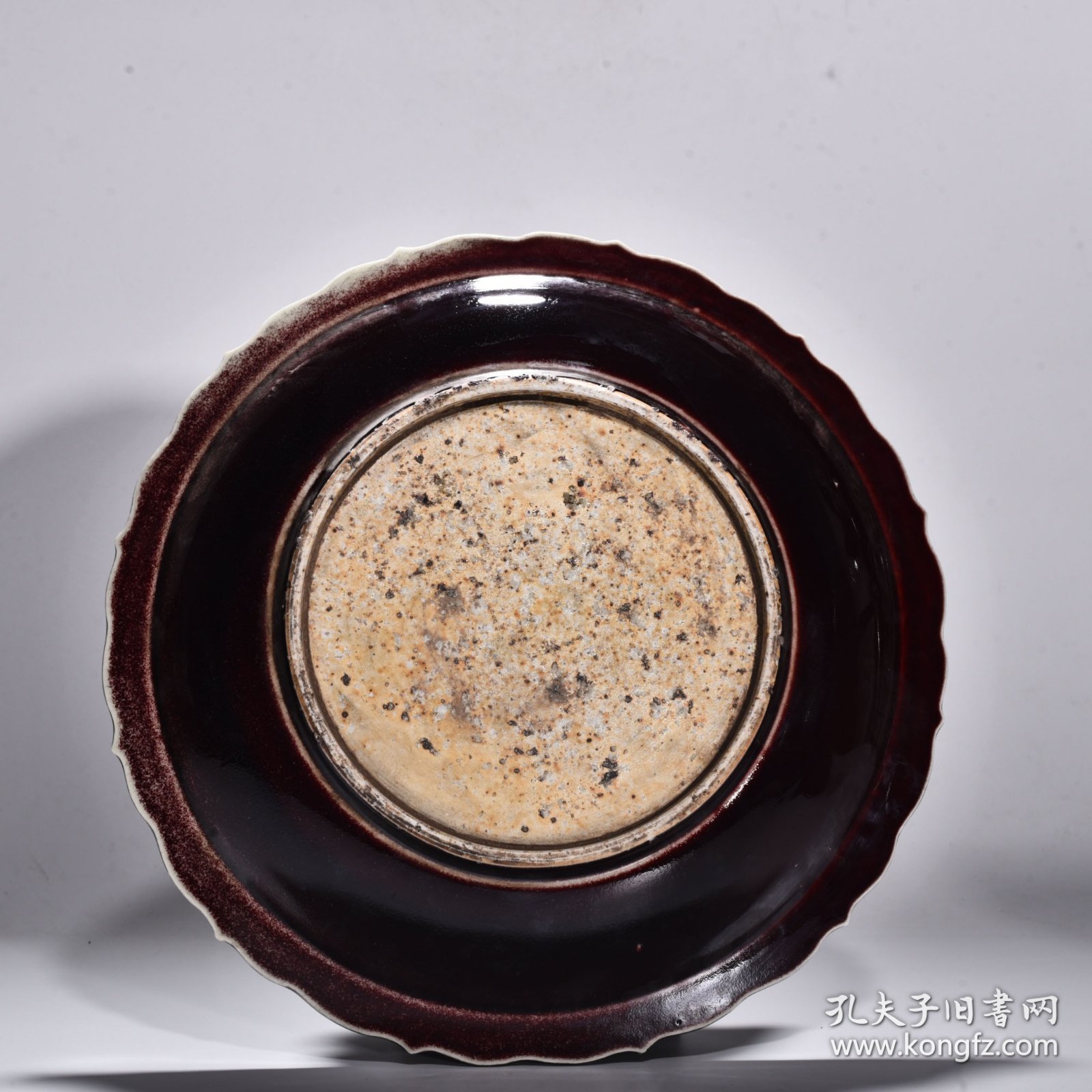 旧藏 元祭红釉雕刻云龙纹菱口折沿盘 高5厘米 宽34厘米