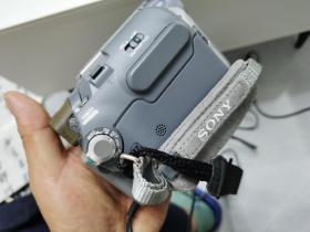 索尼数码摄录一体相机