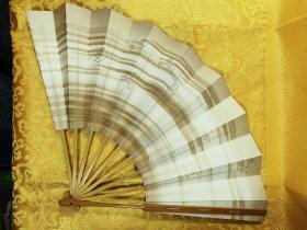 金飞雀  日本歌舞伎扇纸扇 大幅扇  最宽幅处约53Cm，高33Cm，竹扇骨 ，旧品，扇轴已损。